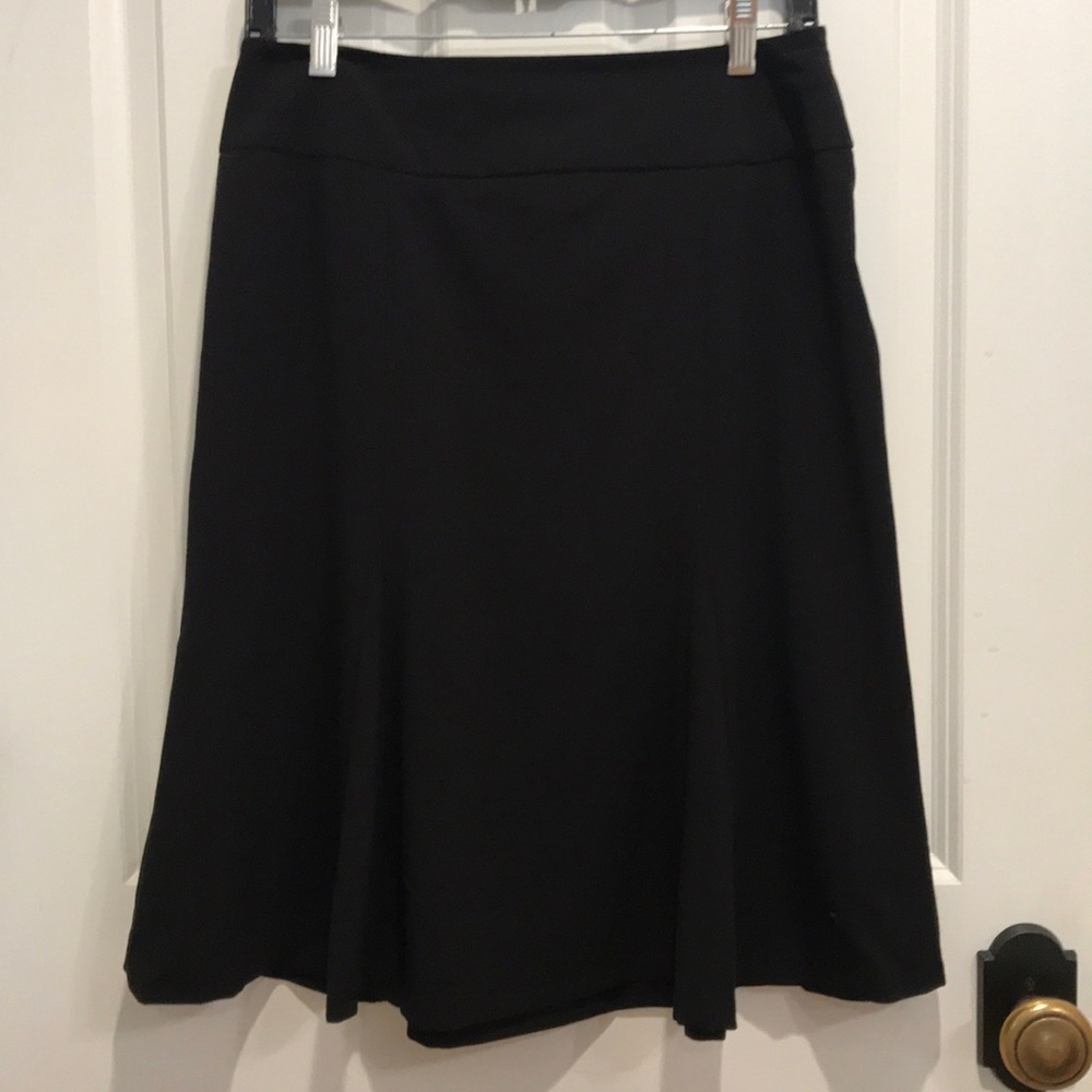 Ladies skirt